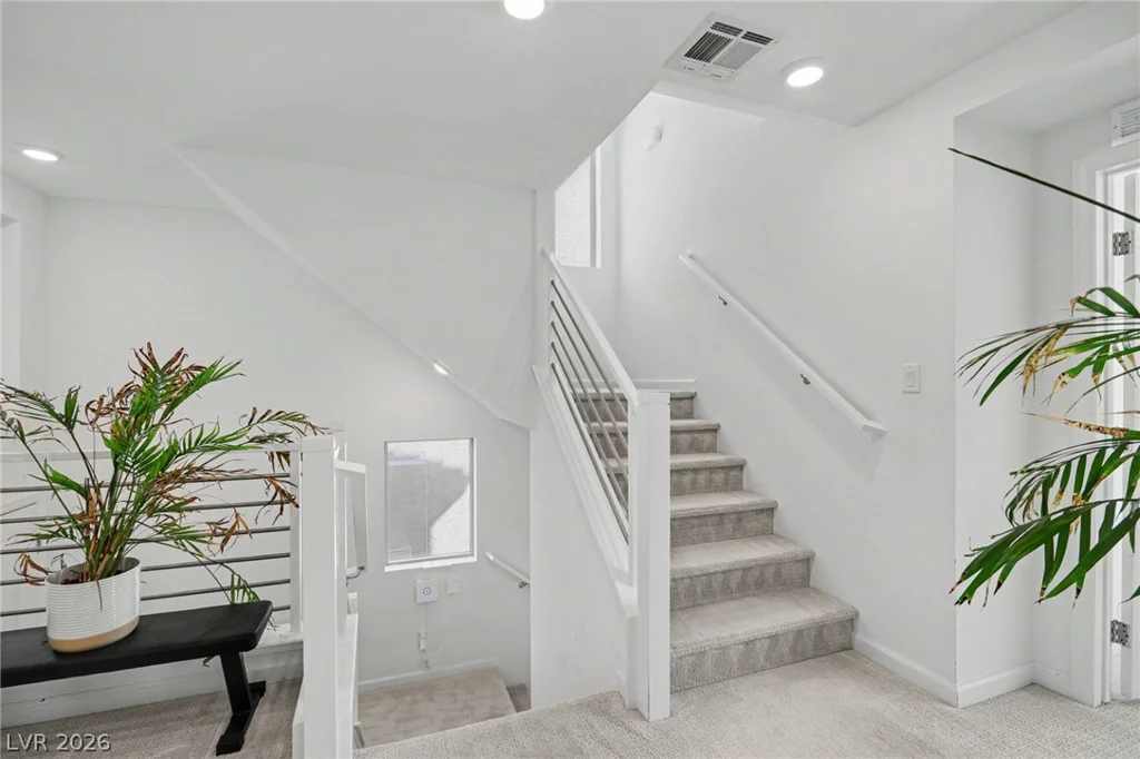 7761 Misty Oaks, Las Vegas, NV 89113