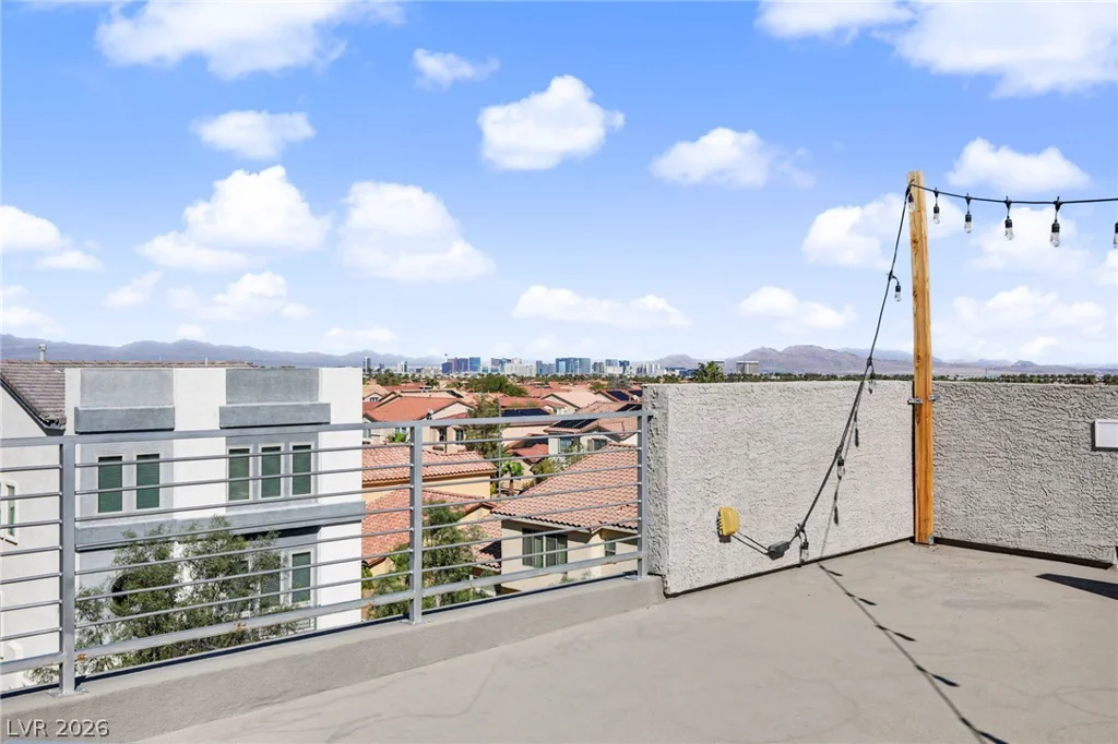 7761 Misty Oaks, Las Vegas, NV 89113