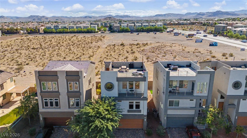 7761 Misty Oaks, Las Vegas, NV 89113