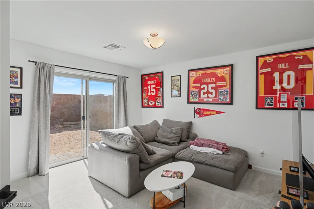 7761 Misty Oaks, Las Vegas, NV 89113
