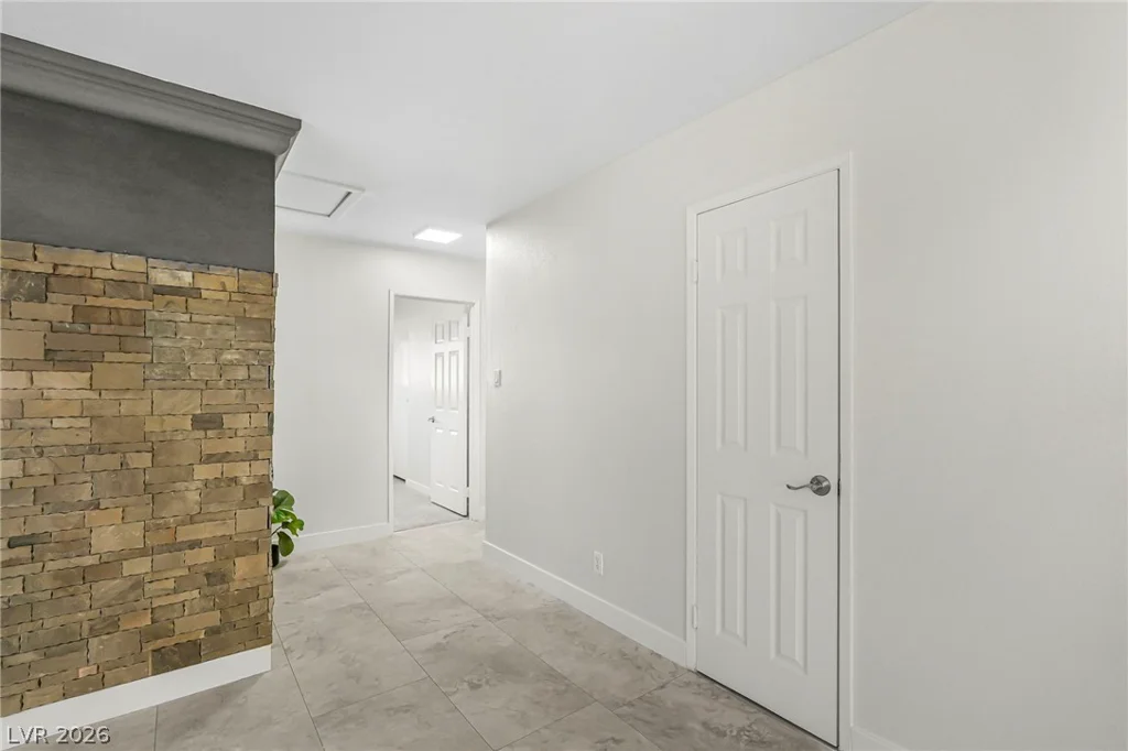 1712 Ludwig, Las Vegas, NV 89106