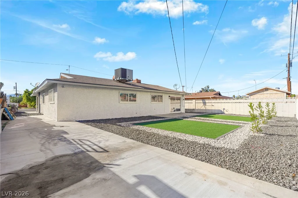 1712 Ludwig, Las Vegas, NV 89106