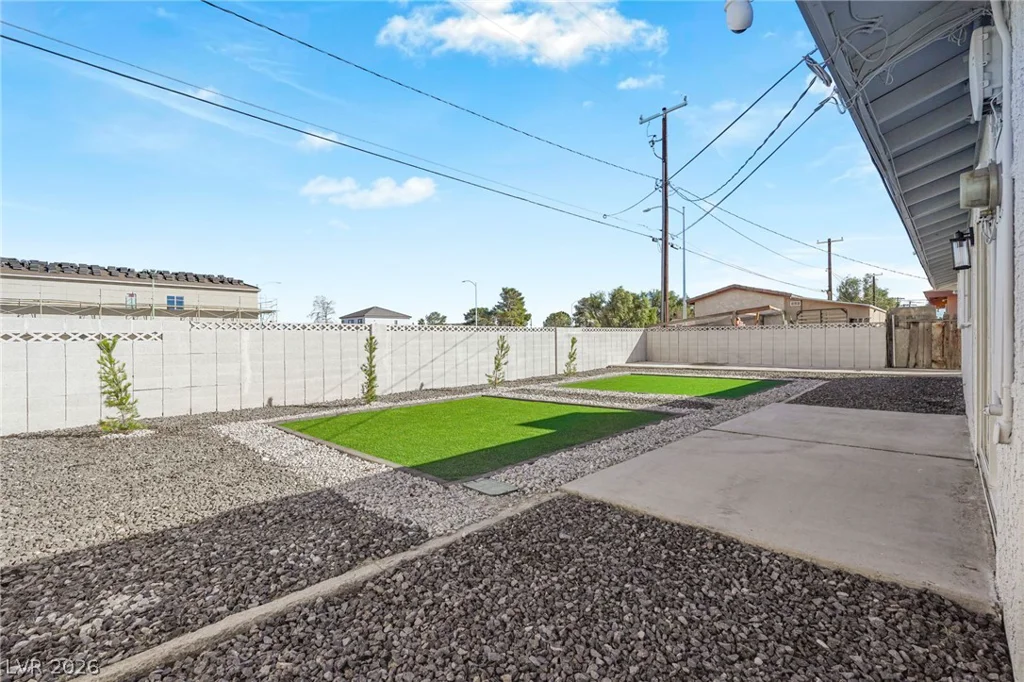 1712 Ludwig, Las Vegas, NV 89106