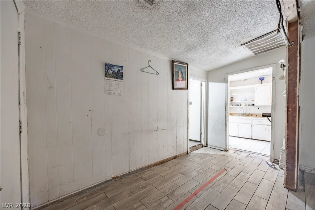 2529 Magnet, North Las Vegas, NV 89030