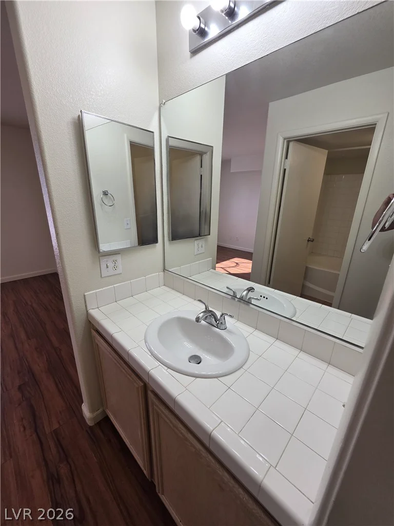 3125 Buffalo, Las Vegas, NV 89128