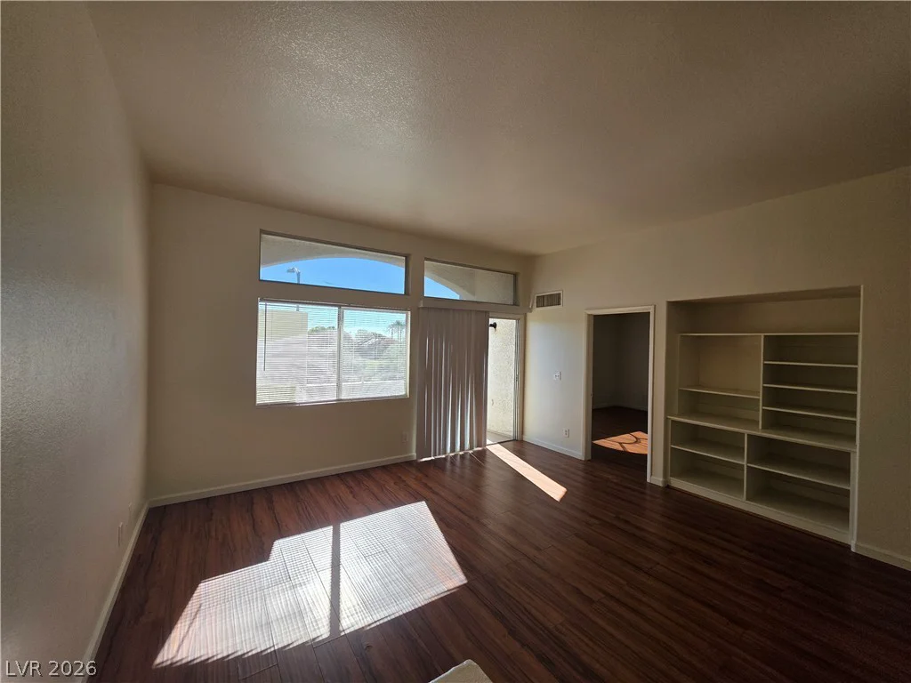3125 Buffalo, Las Vegas, NV 89128
