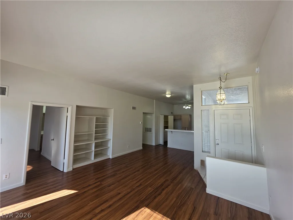 3125 Buffalo, Las Vegas, NV 89128