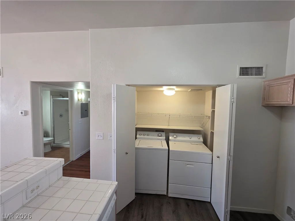 3125 Buffalo, Las Vegas, NV 89128