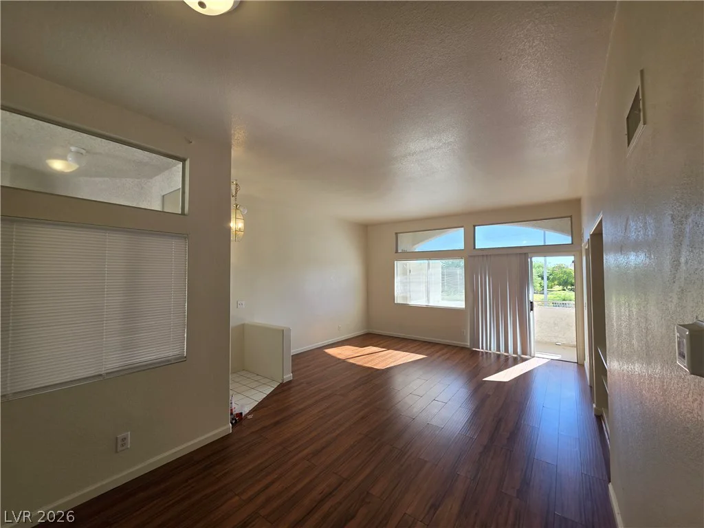 3125 Buffalo, Las Vegas, NV 89128