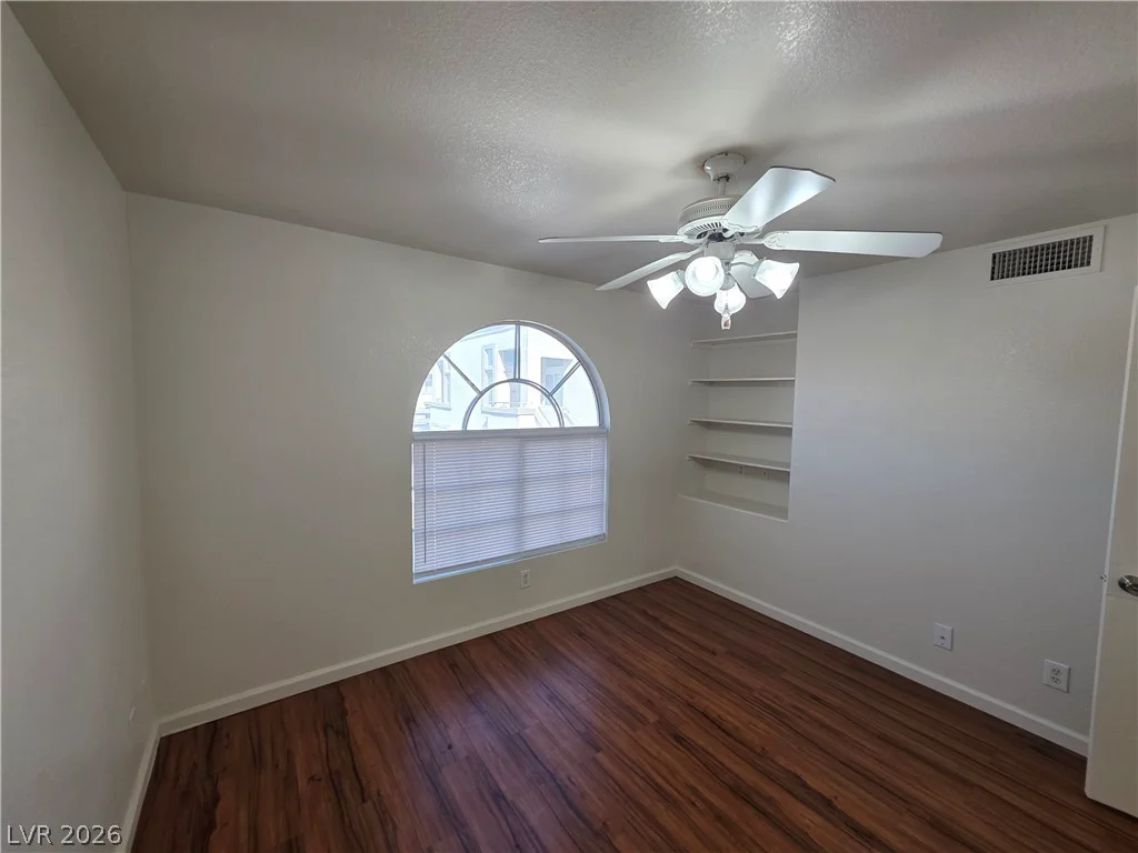 3125 Buffalo, Las Vegas, NV 89128