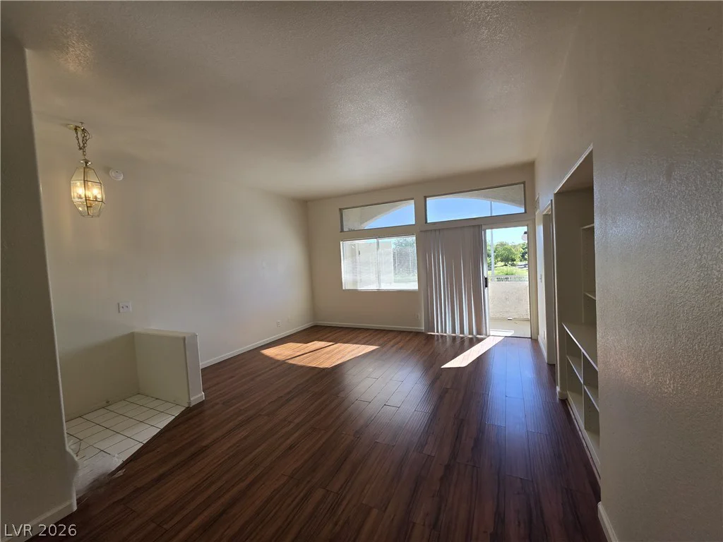 3125 Buffalo, Las Vegas, NV 89128