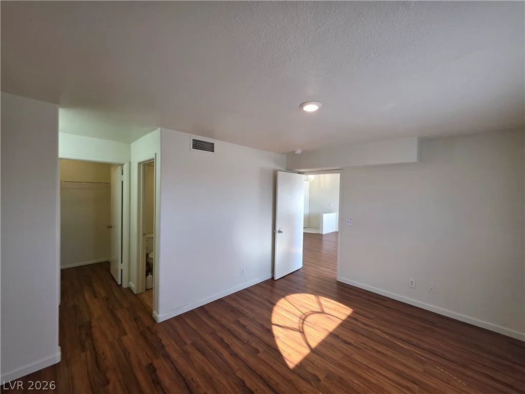 3125 Buffalo, Las Vegas, NV 89128
