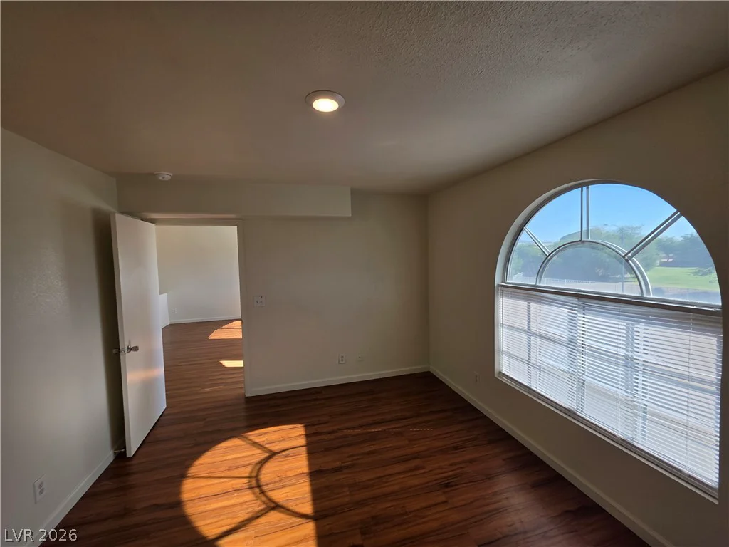 3125 Buffalo, Las Vegas, NV 89128