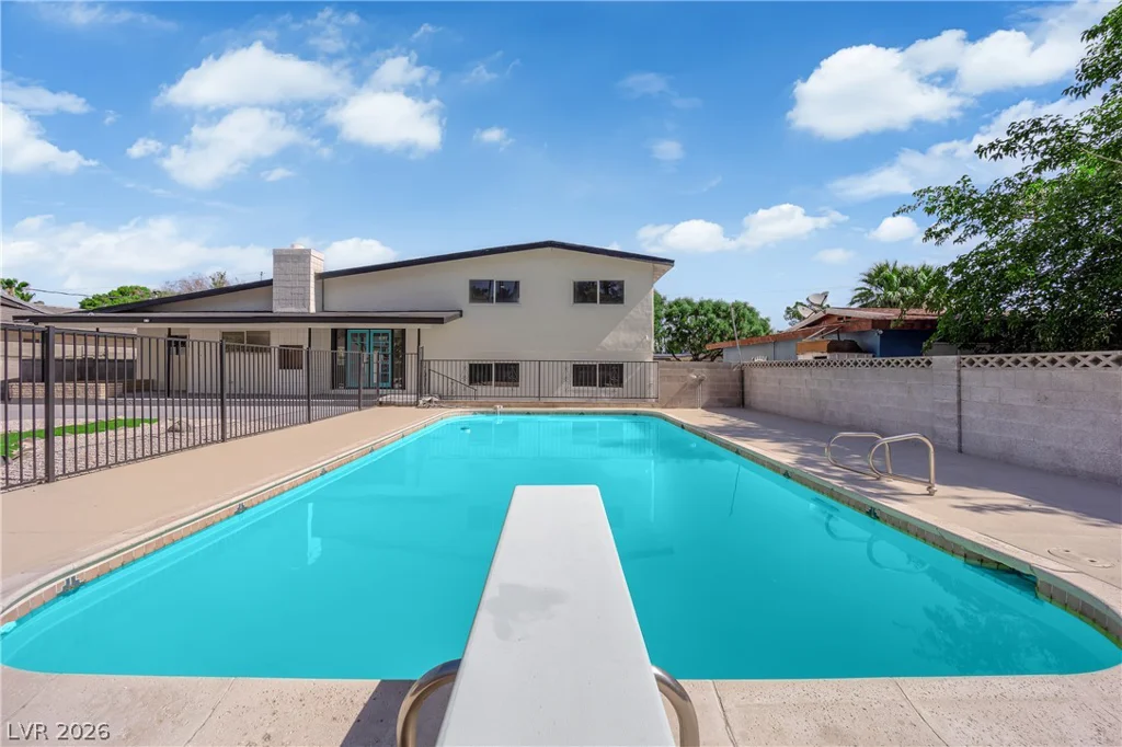 2809 Mason, Las Vegas, NV 89102
