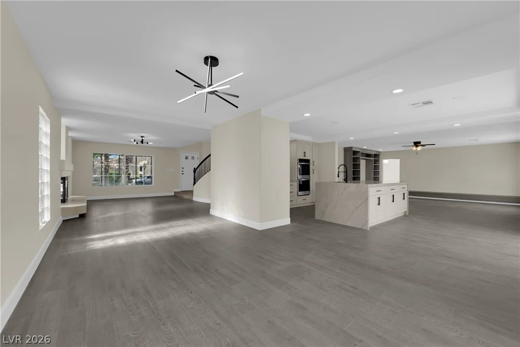 8300 Antler Ridge, Las Vegas, NV 89149