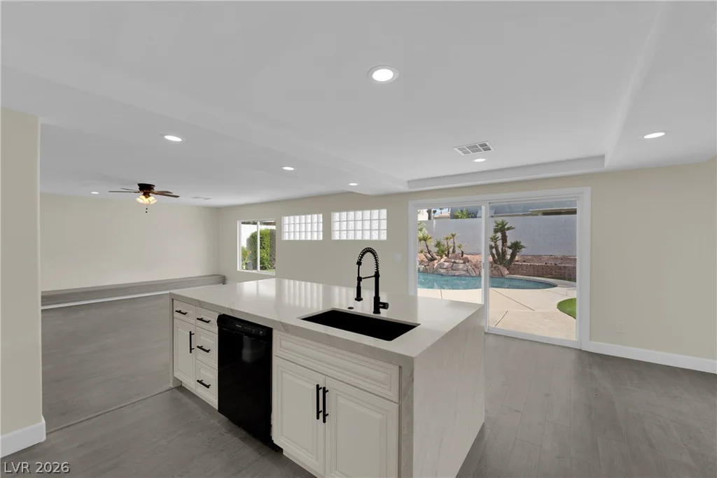 8300 Antler Ridge, Las Vegas, NV 89149