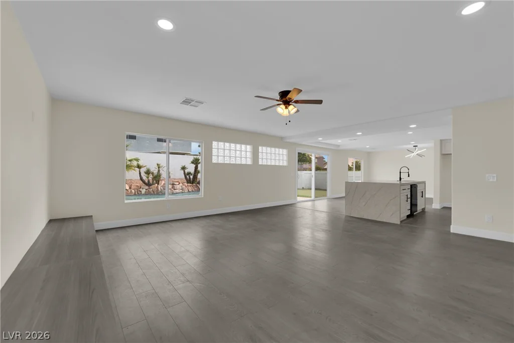 8300 Antler Ridge, Las Vegas, NV 89149