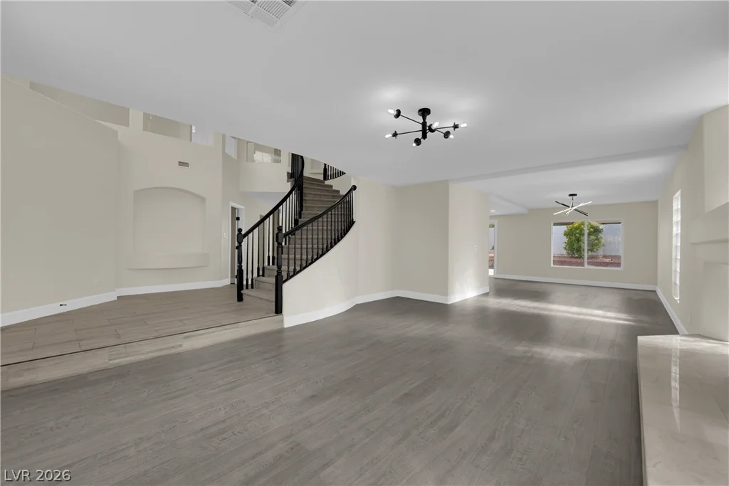 8300 Antler Ridge, Las Vegas, NV 89149