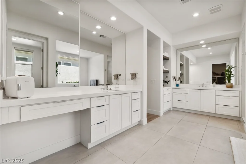 2797 Turtle Head Peak Dr, Las Vegas, NV 89135