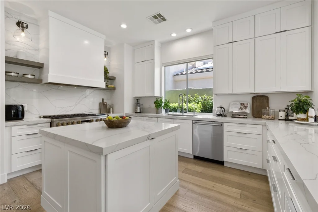 2797 Turtle Head Peak Dr, Las Vegas, NV 89135