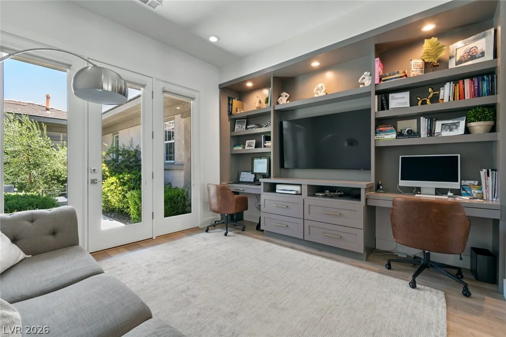 2797 Turtle Head Peak Dr, Las Vegas, NV 89135
