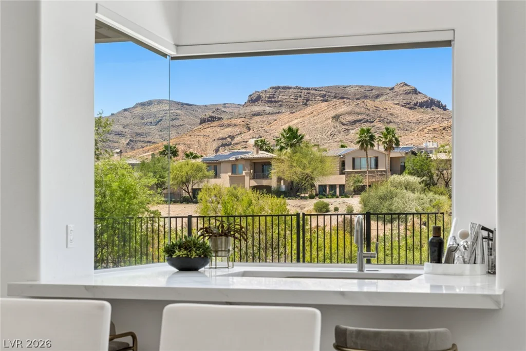 2797 Turtle Head Peak Dr, Las Vegas, NV 89135