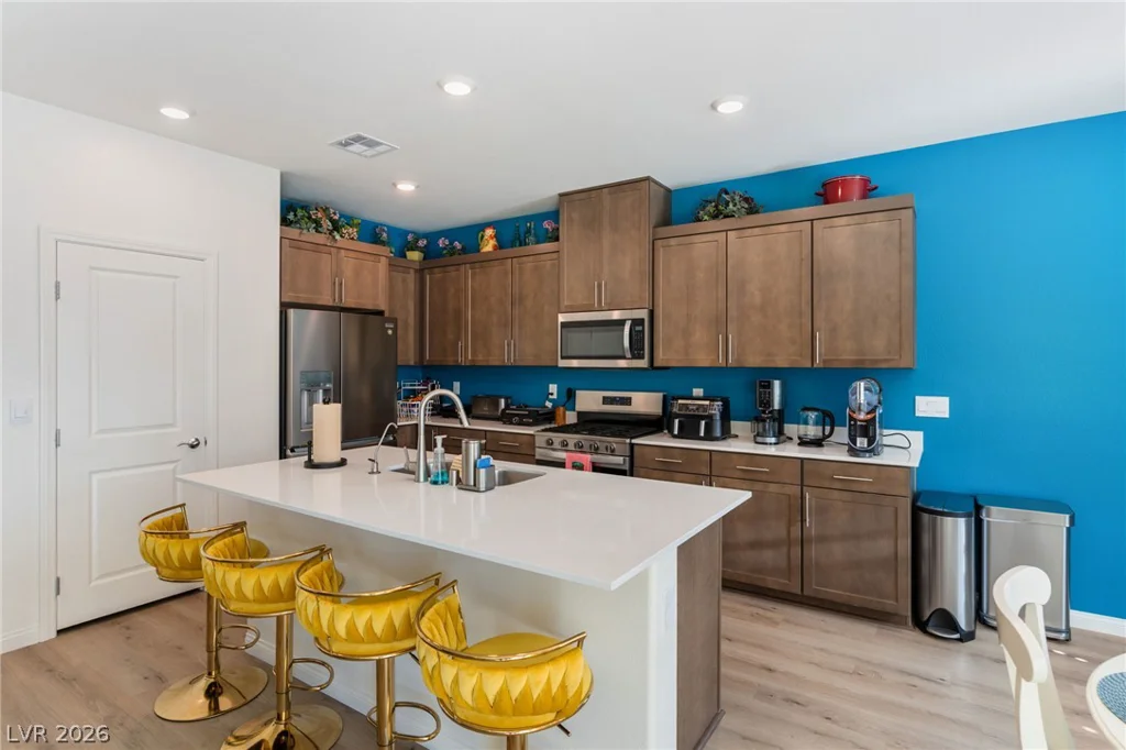1305 Johnson Creek, North Las Vegas, NV 89084