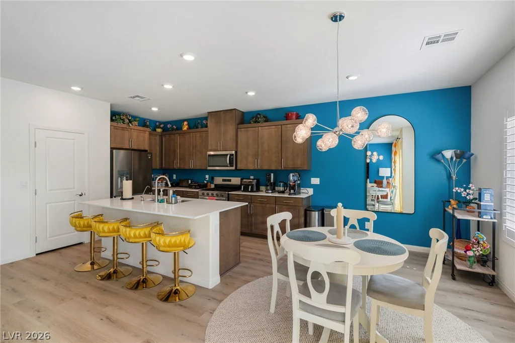 1305 Johnson Creek, North Las Vegas, NV 89084