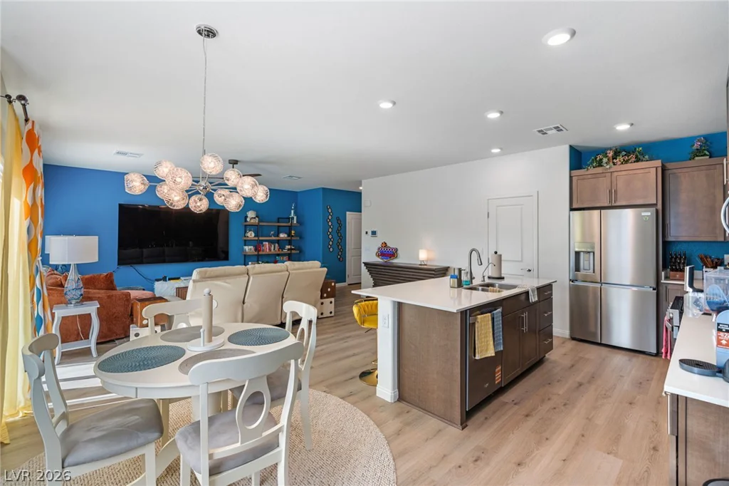 1305 Johnson Creek, North Las Vegas, NV 89084