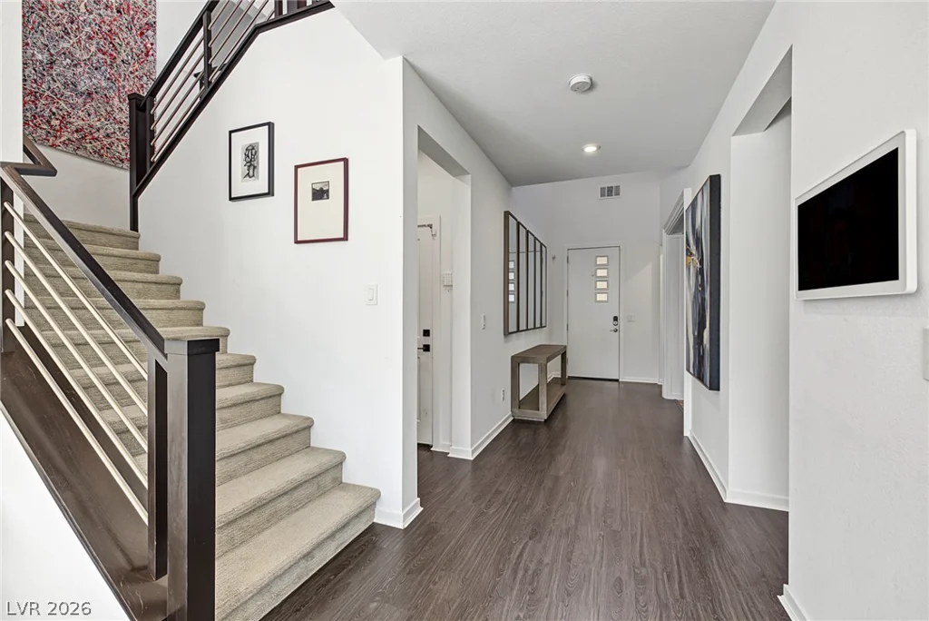 10261 Midnight Meteor, Las Vegas, NV 89166