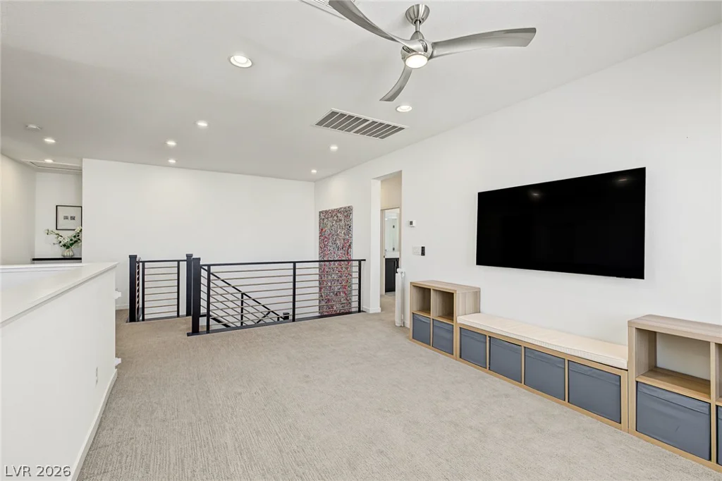 10261 Midnight Meteor, Las Vegas, NV 89166
