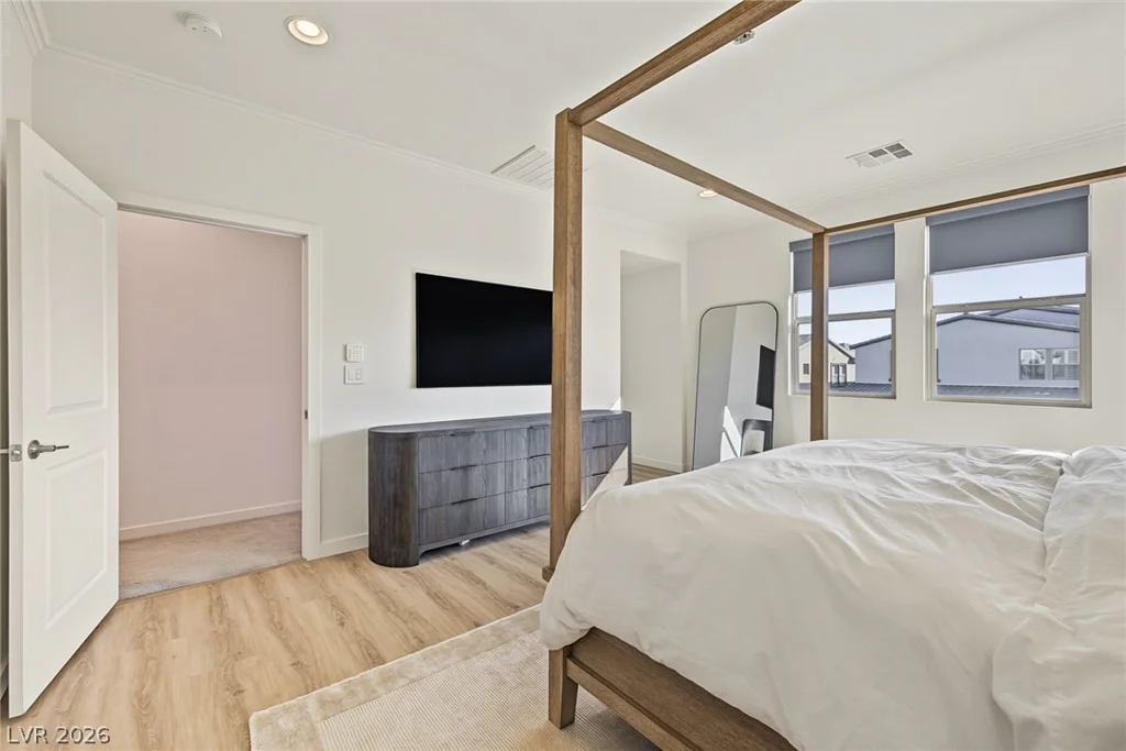 10261 Midnight Meteor, Las Vegas, NV 89166