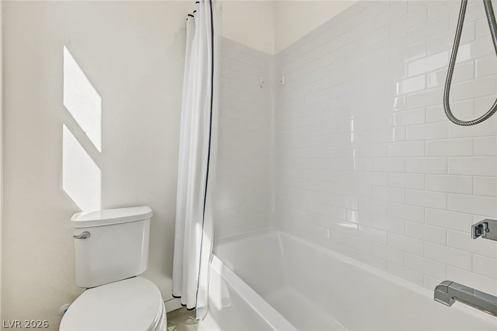10261 Midnight Meteor, Las Vegas, NV 89166