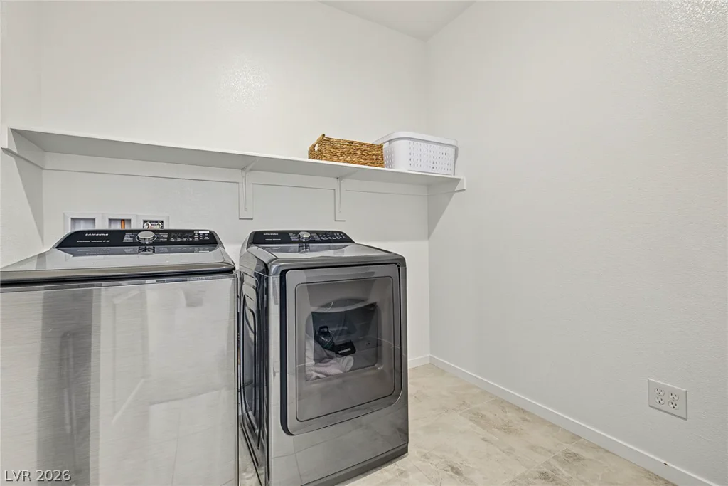 10261 Midnight Meteor, Las Vegas, NV 89166