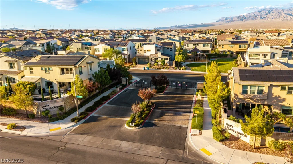 10261 Midnight Meteor, Las Vegas, NV 89166