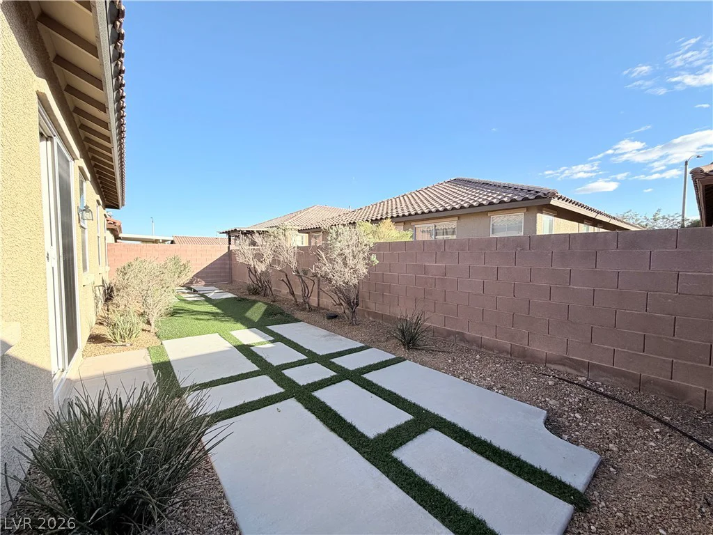 9093 Ashiwi, Las Vegas, NV 89178