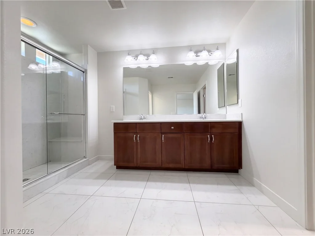 10112 Herons Rise, Las Vegas, NV 89141