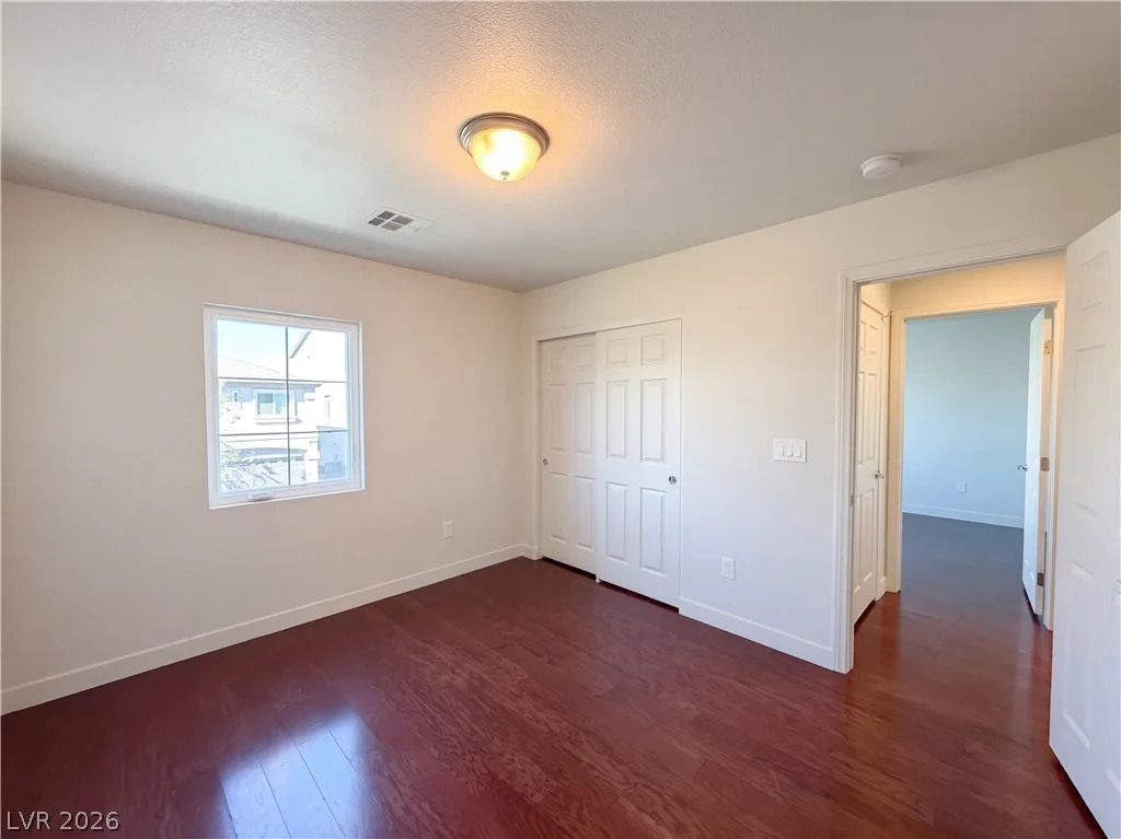10112 Herons Rise, Las Vegas, NV 89141