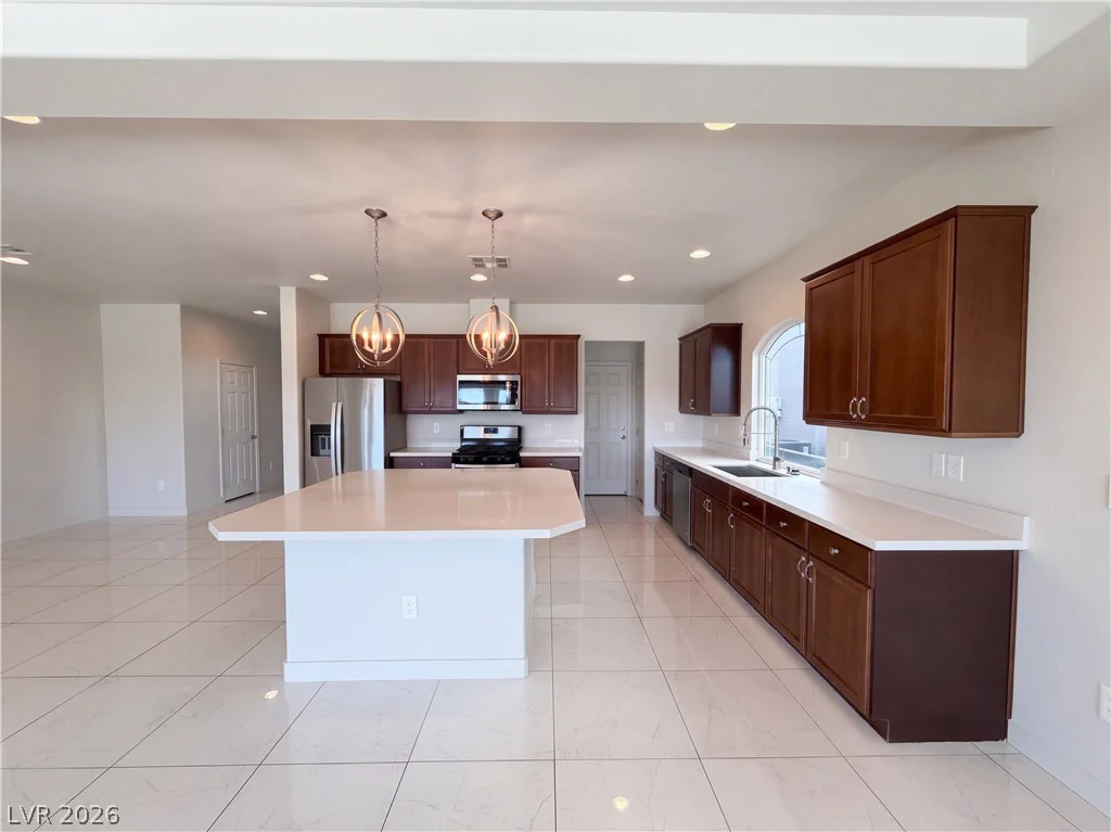 10112 Herons Rise, Las Vegas, NV 89141