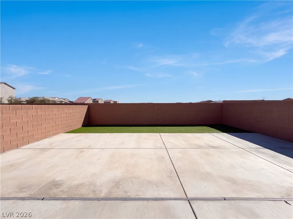 10112 Herons Rise, Las Vegas, NV 89141