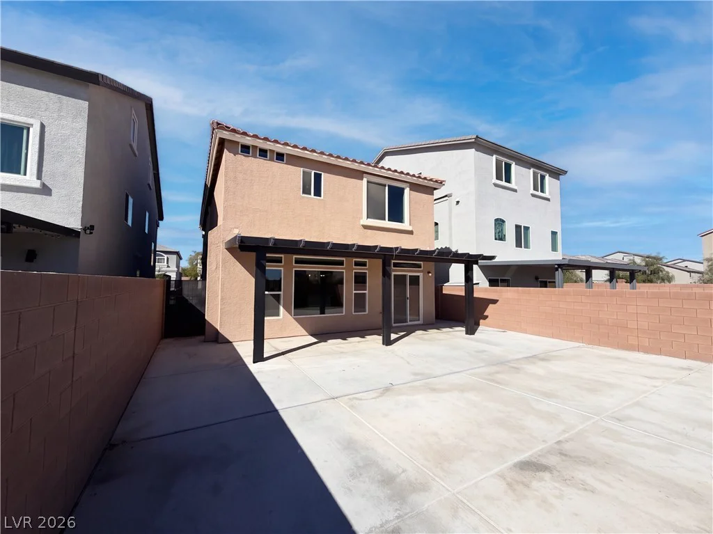 10112 Herons Rise, Las Vegas, NV 89141