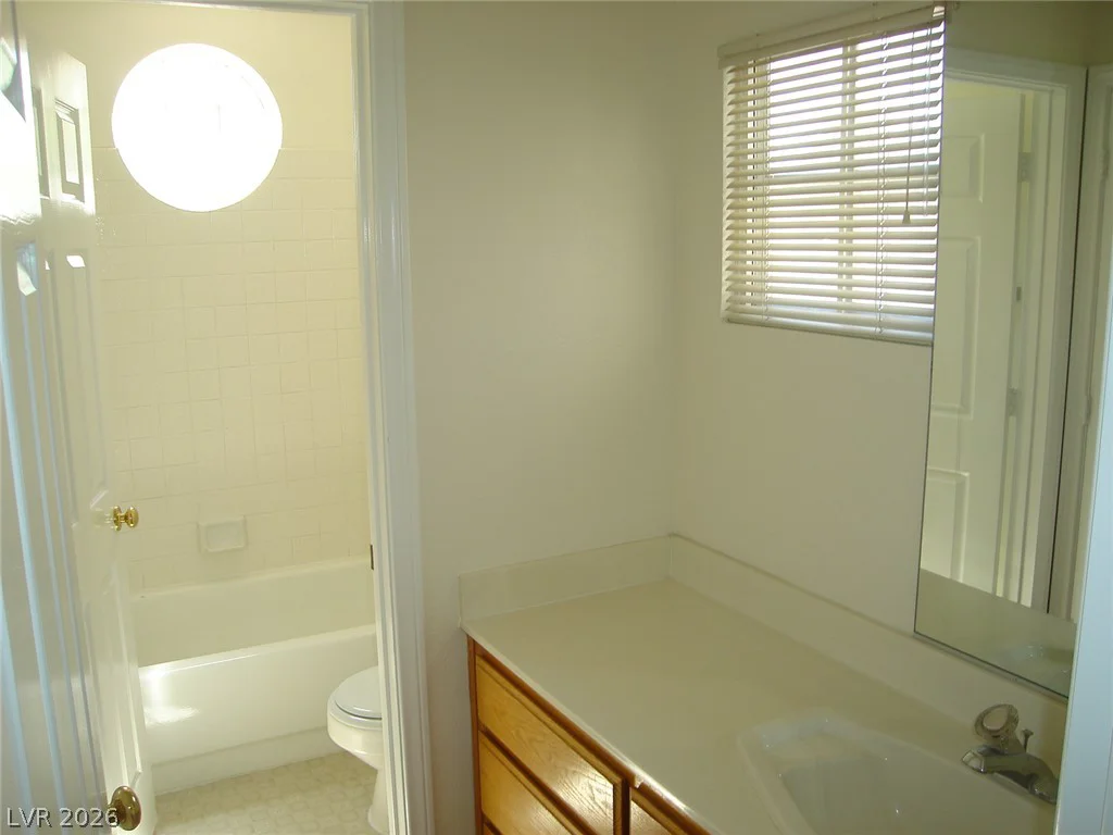 9816 Cactus View, Las Vegas, NV 89117