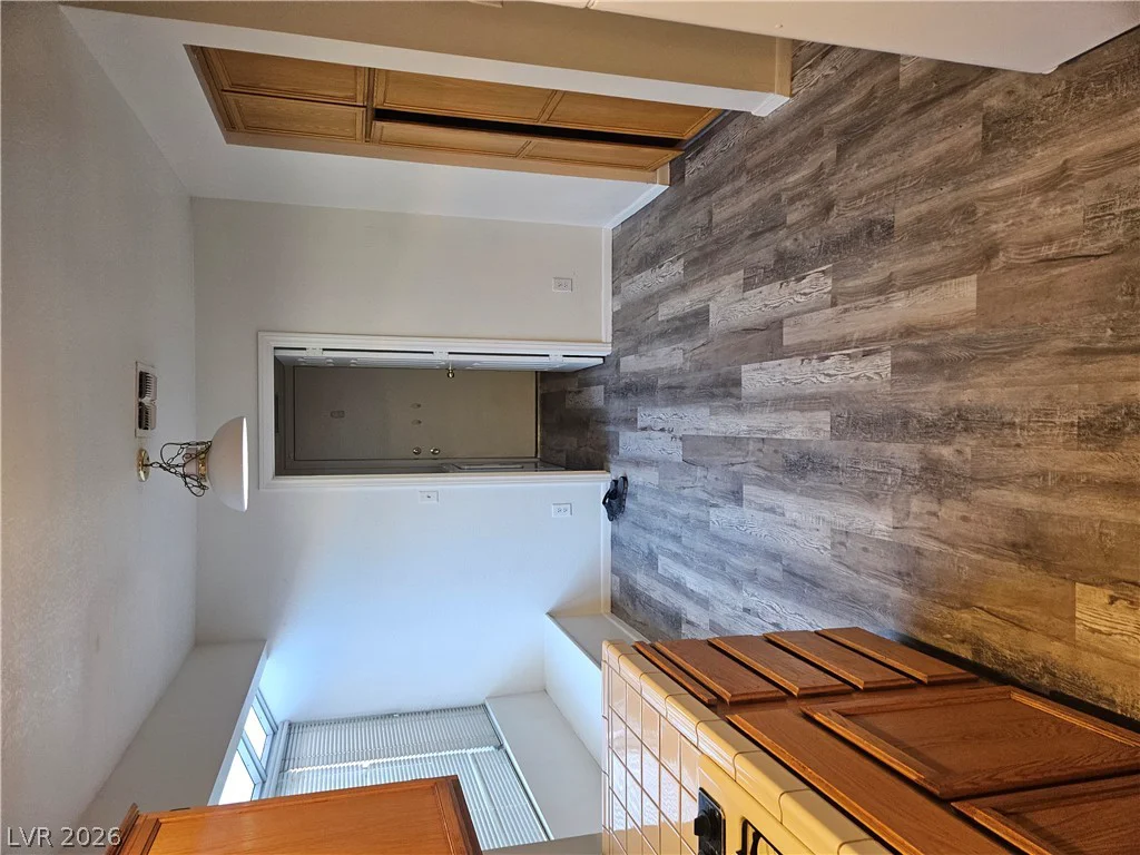 9816 Cactus View, Las Vegas, NV 89117