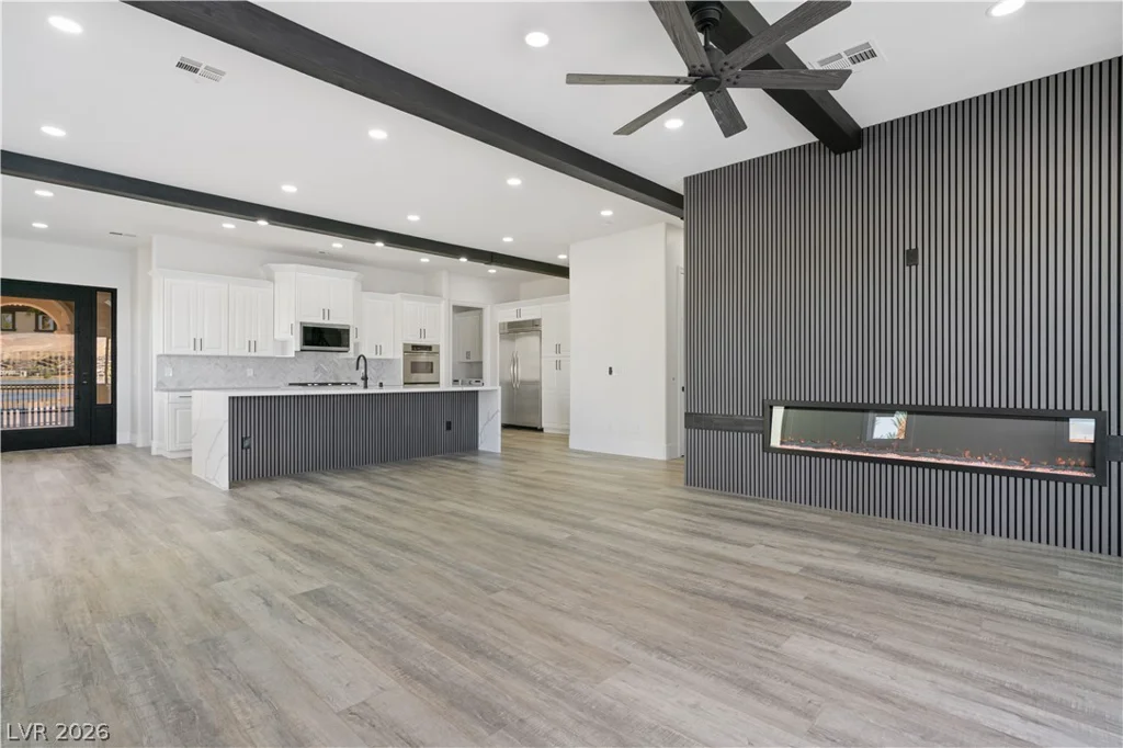 19 Via Del Garda, Henderson, NV 89011