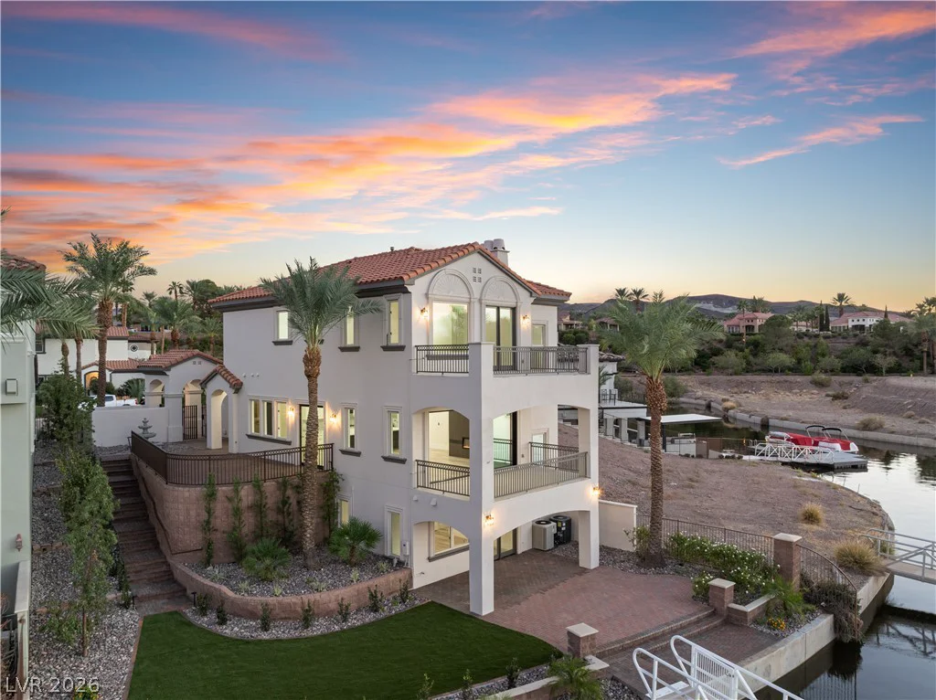 19 Via Del Garda, Henderson, NV 89011