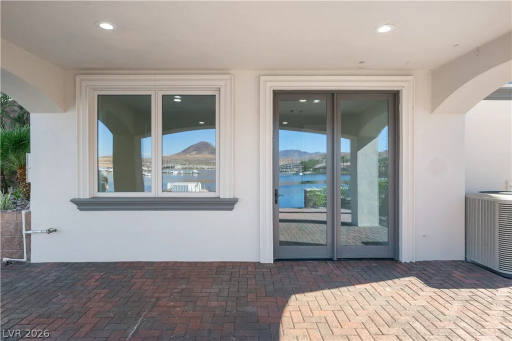 19 Via Del Garda, Henderson, NV 89011