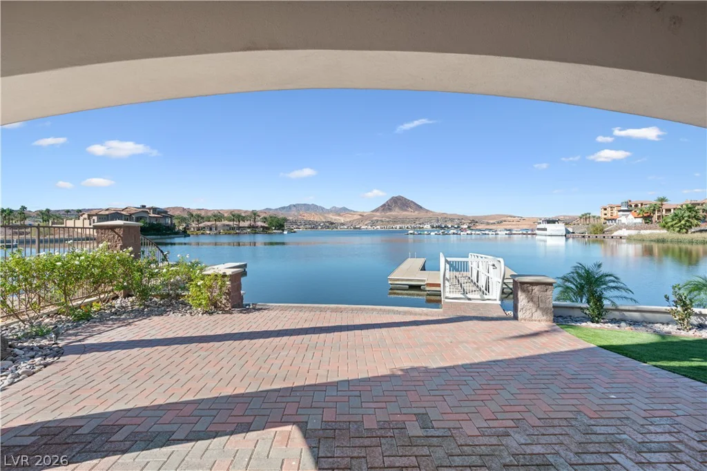 19 Via Del Garda, Henderson, NV 89011