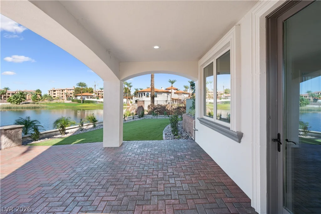 19 Via Del Garda, Henderson, NV 89011