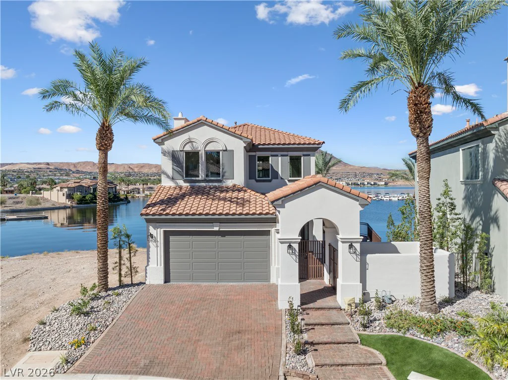 19 Via Del Garda, Henderson, NV 89011