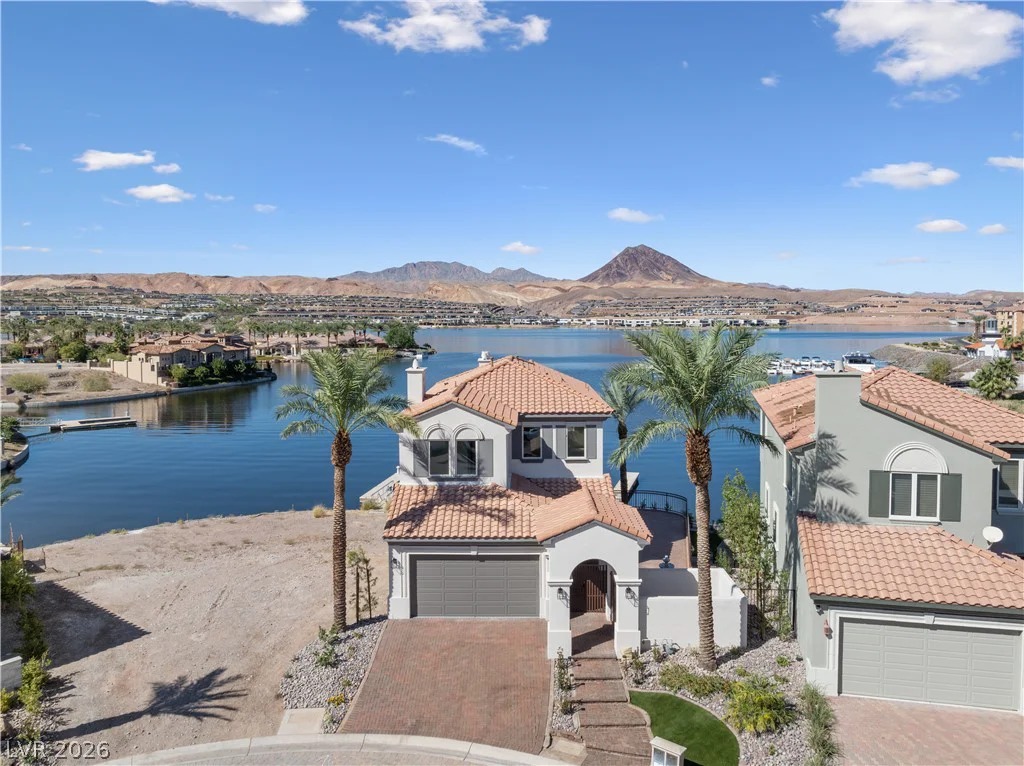 19 Via Del Garda, Henderson, NV 89011